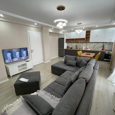 Melody Apartment In Korce Ngoại thất bức ảnh