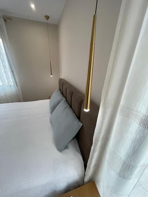Melody Apartment In Korce Ngoại thất bức ảnh