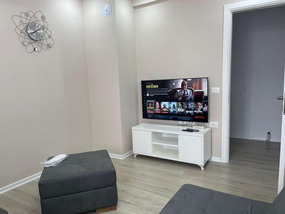Melody Apartment In Korce Ngoại thất bức ảnh