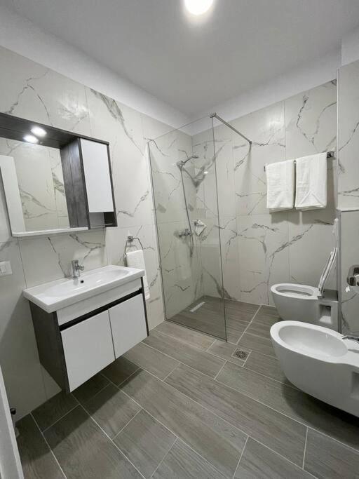 Melody Apartment In Korce Ngoại thất bức ảnh