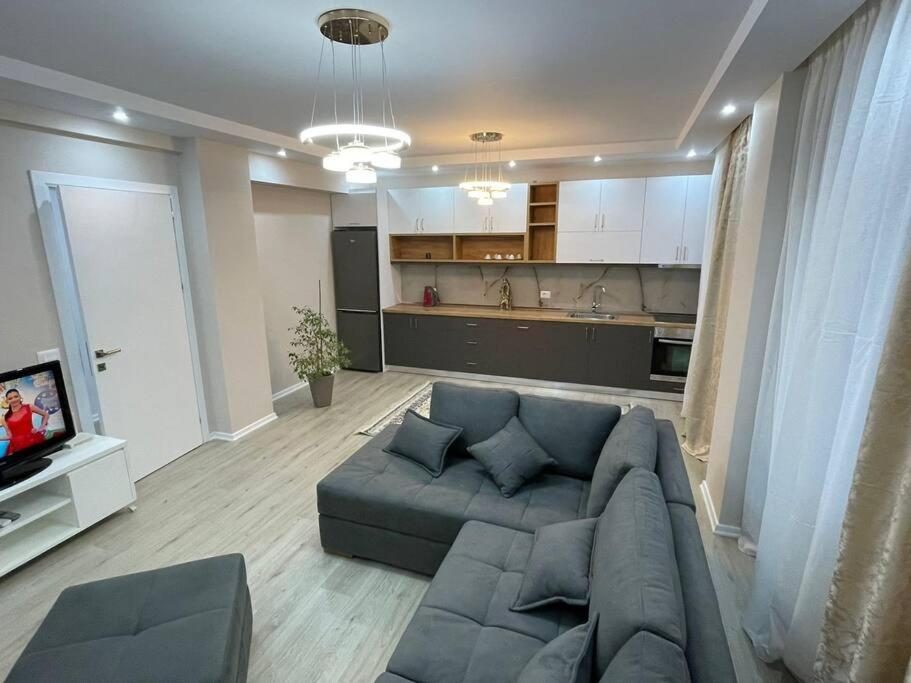 Melody Apartment In Korce Ngoại thất bức ảnh